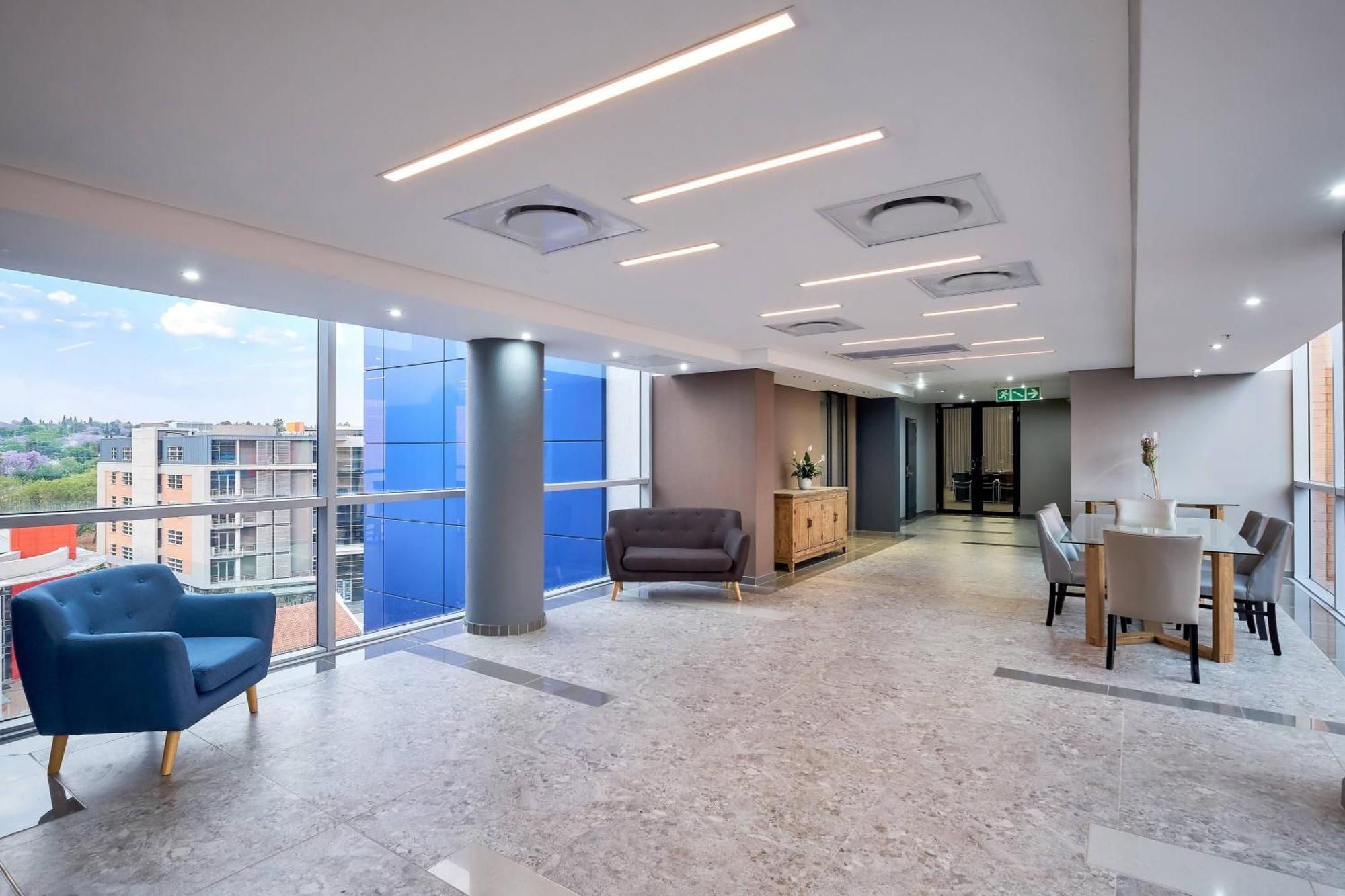 Protea Hotel By Marriott Pretoria Loftus Park Экстерьер фото